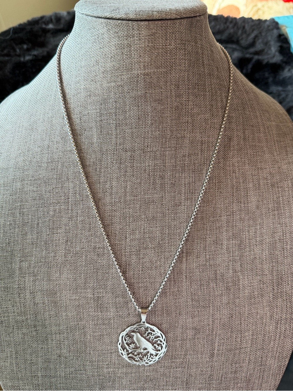 Silver Raven Pendant Necklace - Women Jewelry